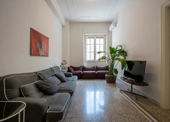 Zaum House, Quartiere Umbertino. 120 Mq